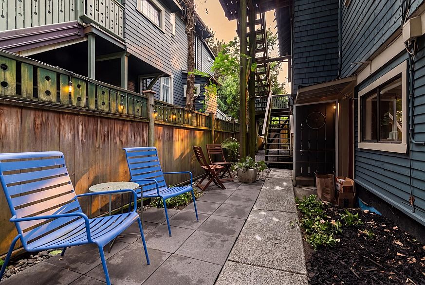224 W 13th Avenue