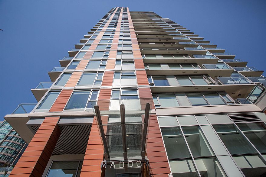 1805 1351 Continental Street
