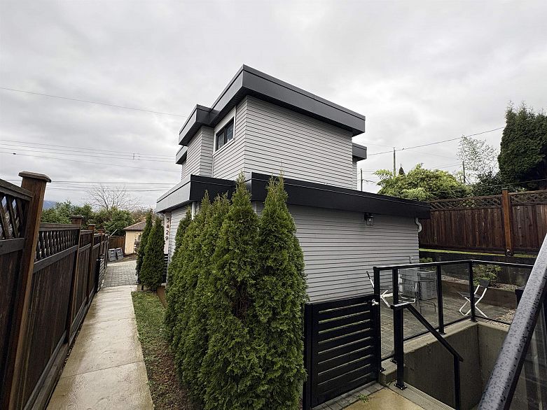 3429 Dundas Street