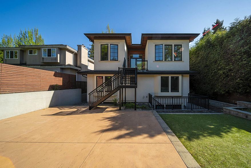 3439 W 40th Avenue