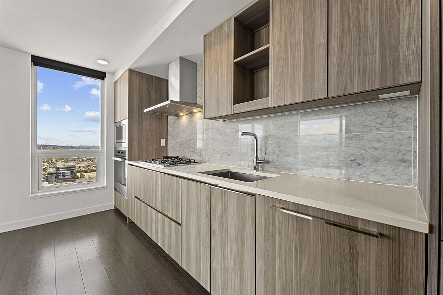 2709 455 SW Marine Drive