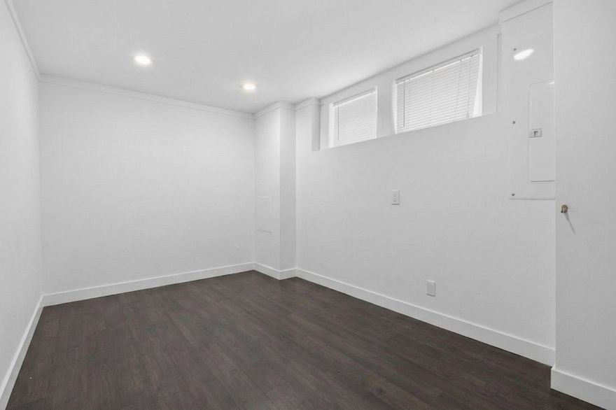 45 Renfrew Street