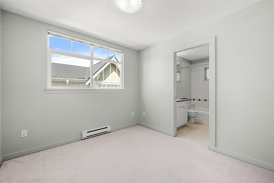 3265 Clermont Mews