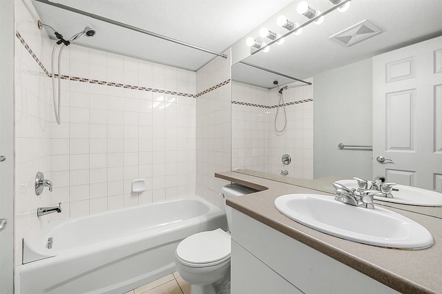 3265 Clermont Mews