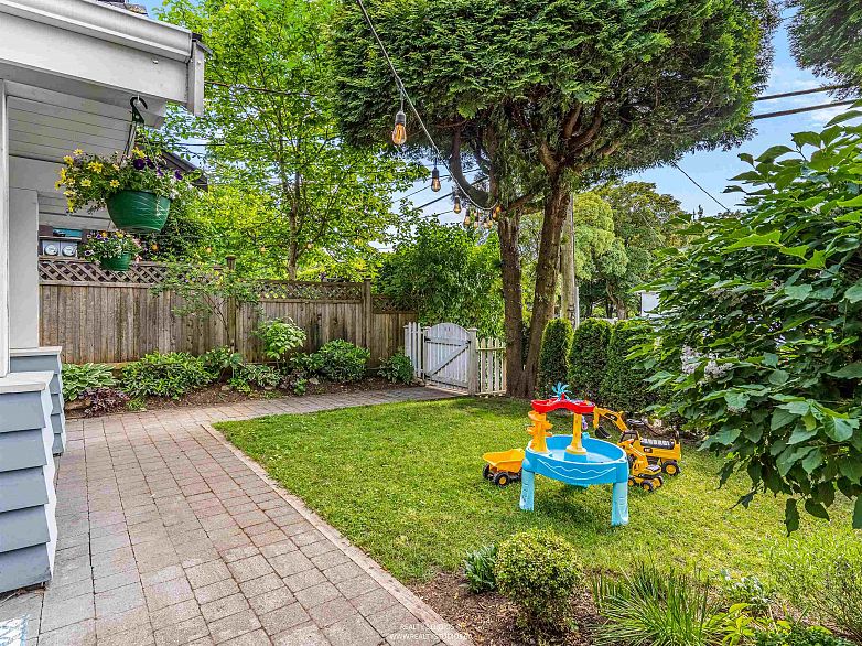 436 Lakewood Drive