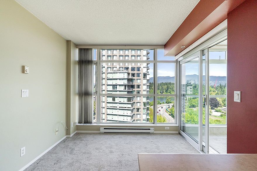 PH110 1889 Alberni Street