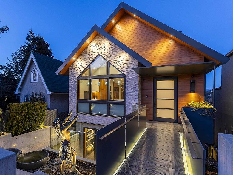 4384 Quesnel Drive