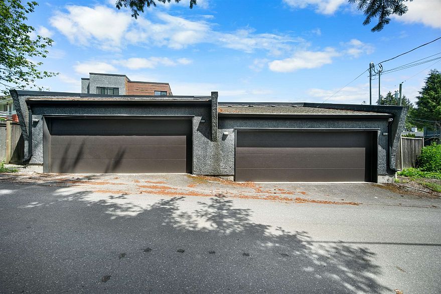 7493 Gatineau Place