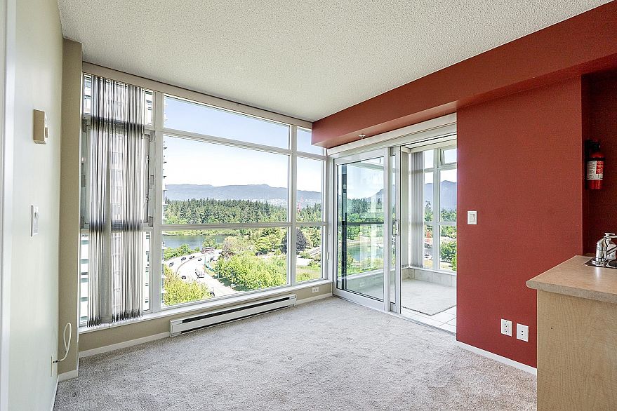 PH110 1889 Alberni Street