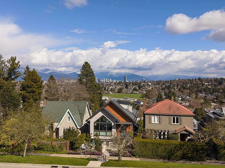 4384 Quesnel Drive