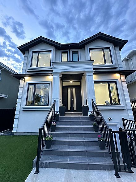 759 E 57th Avenue