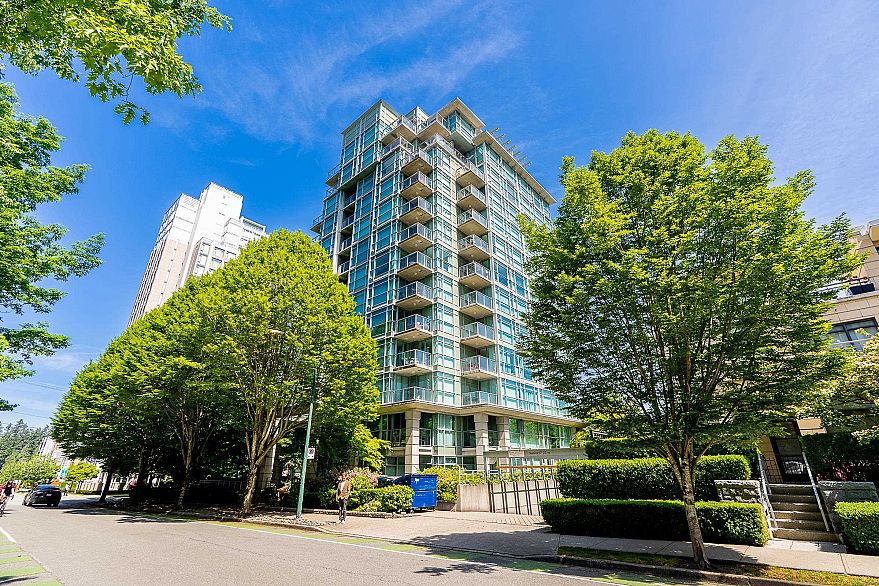 PH110 1889 Alberni Street