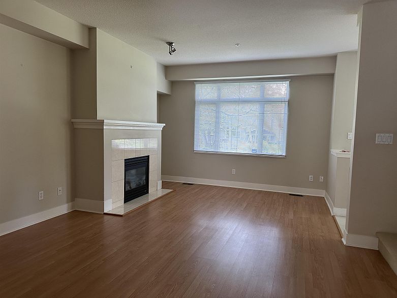 875 W 59th Avenue