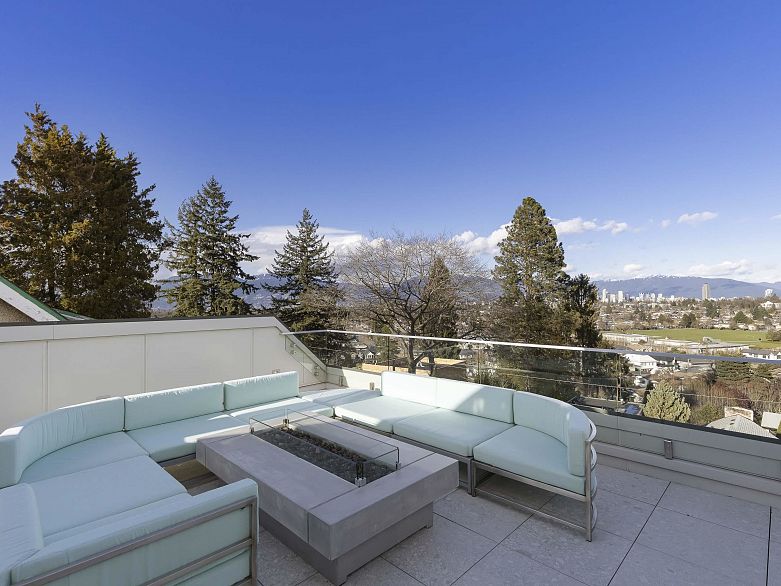4384 Quesnel Drive