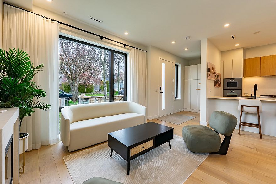 858 W 64th Avenue