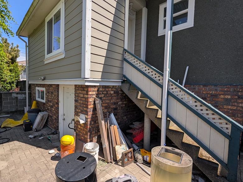 4751 Henry Street