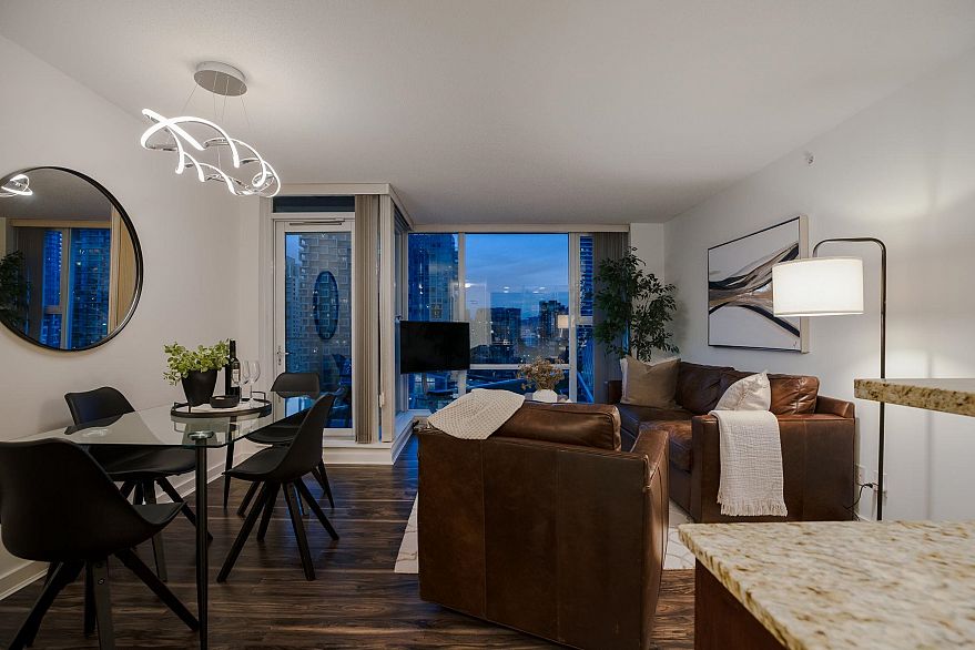 1705 550 Pacific Street