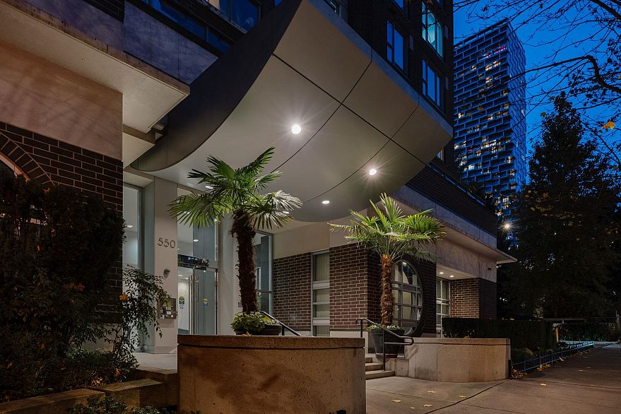 1705 550 Pacific Street