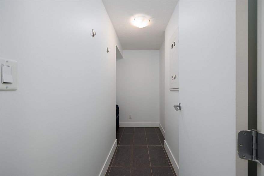 1704 1088 Richards Street