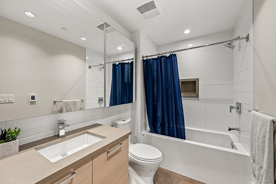 3482 Marine Way