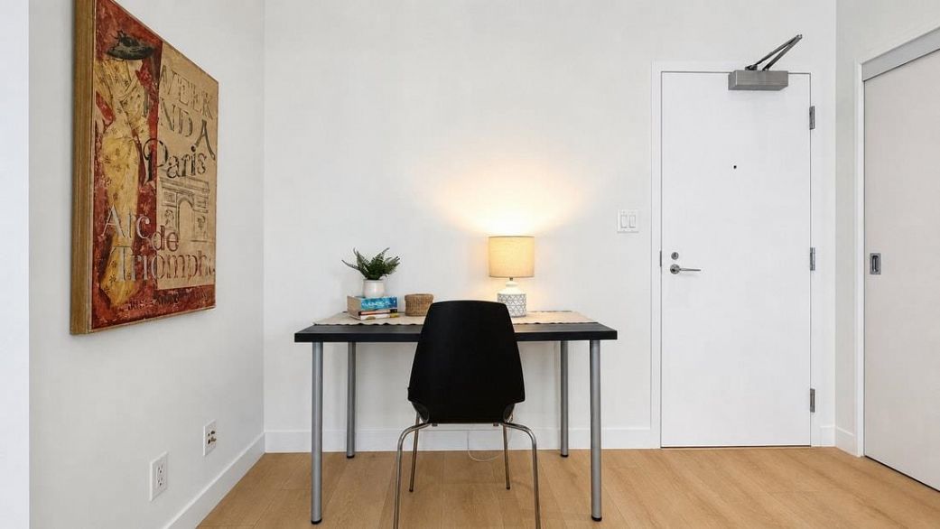 2908 108 W Cordova Street