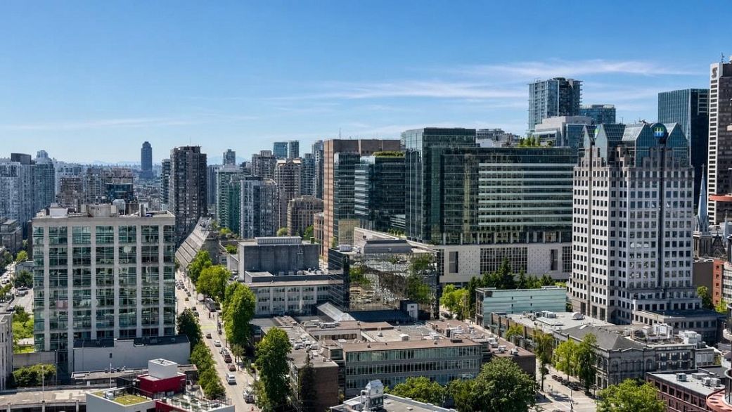 2908 108 W Cordova Street