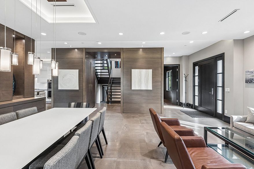 6149 Angus Drive