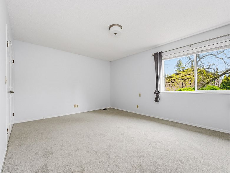 3542 Hurst Place