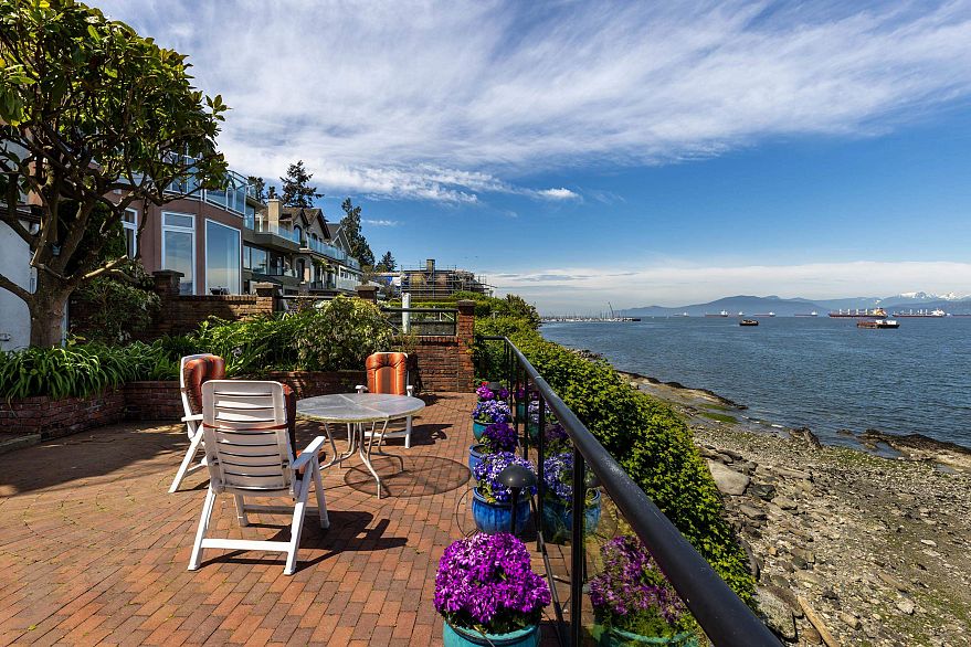 3167 Point Grey Road