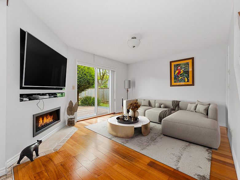 3542 Hurst Place