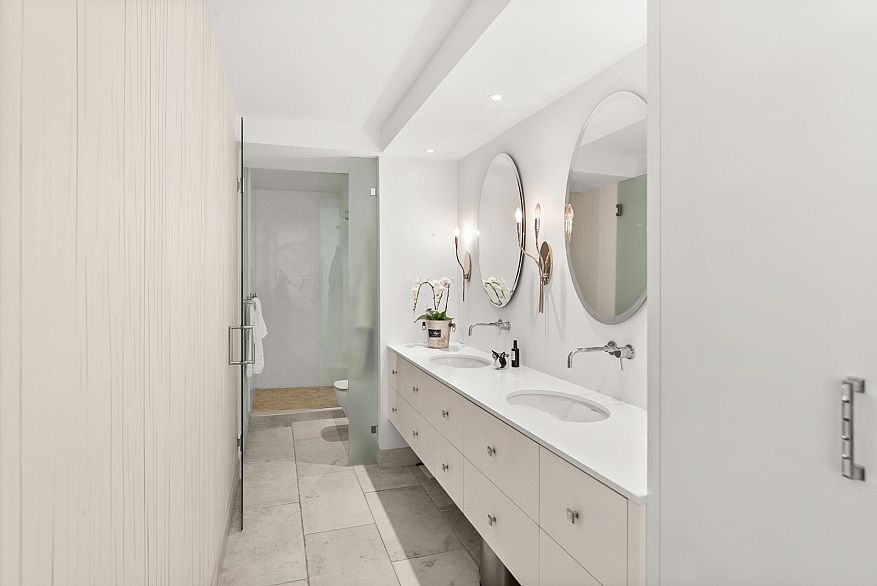 724 1445 Marpole Avenue