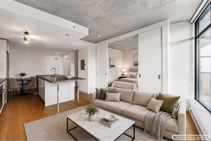 2408 108 W Cordova Street