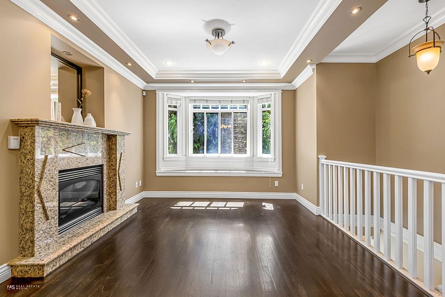 295 W 63rd Avenue