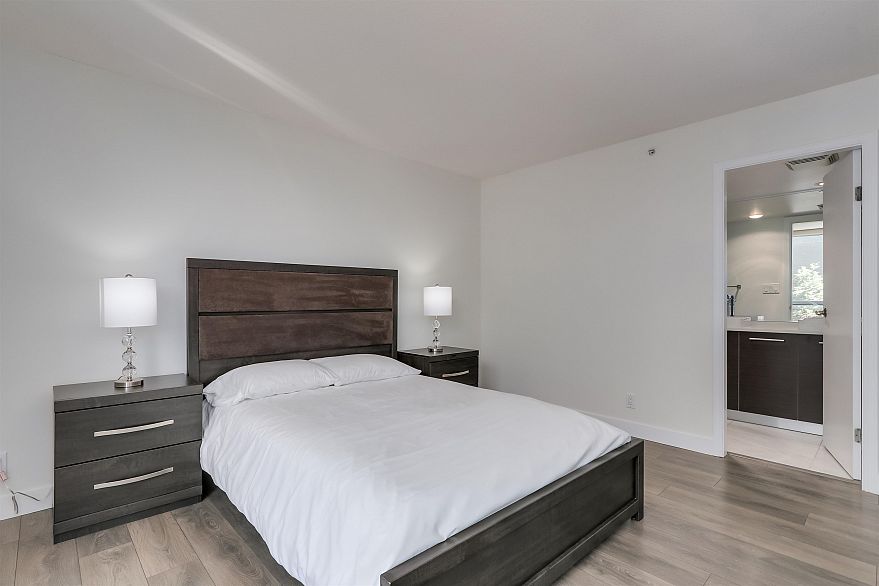501 1228 Marinaside Crescent