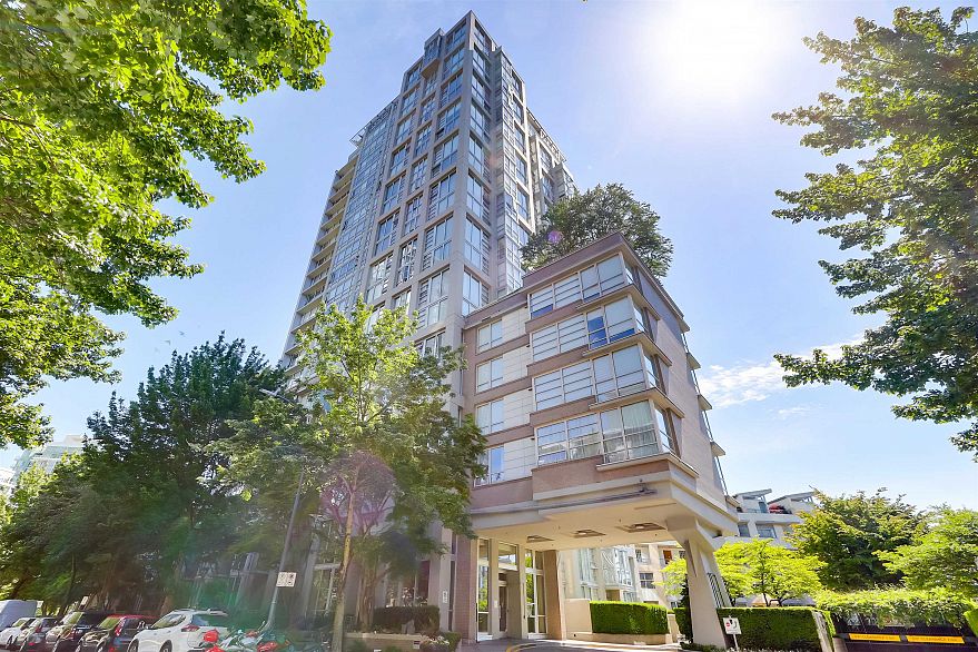 501 1228 Marinaside Crescent
