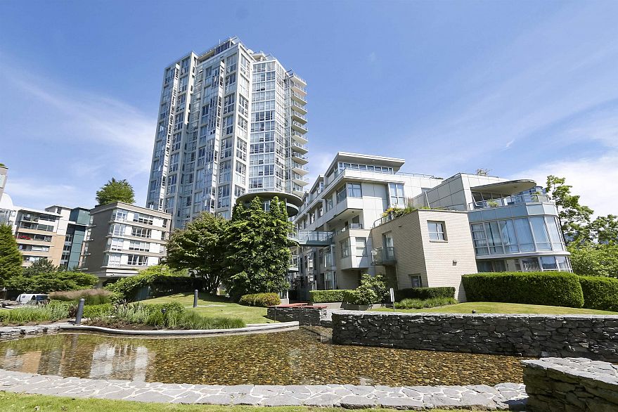 501 1228 Marinaside Crescent