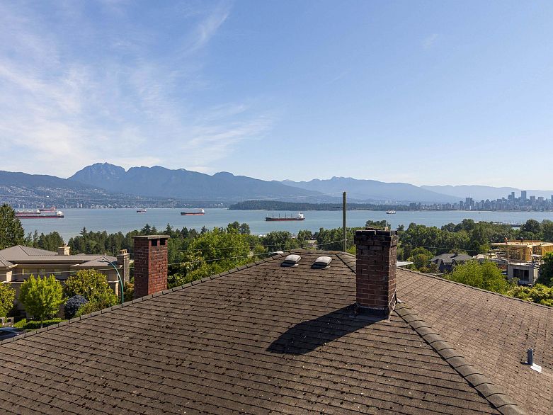 4514 Bellevue Drive