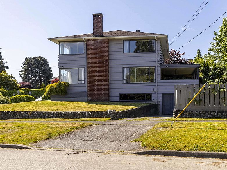 4514 Bellevue Drive