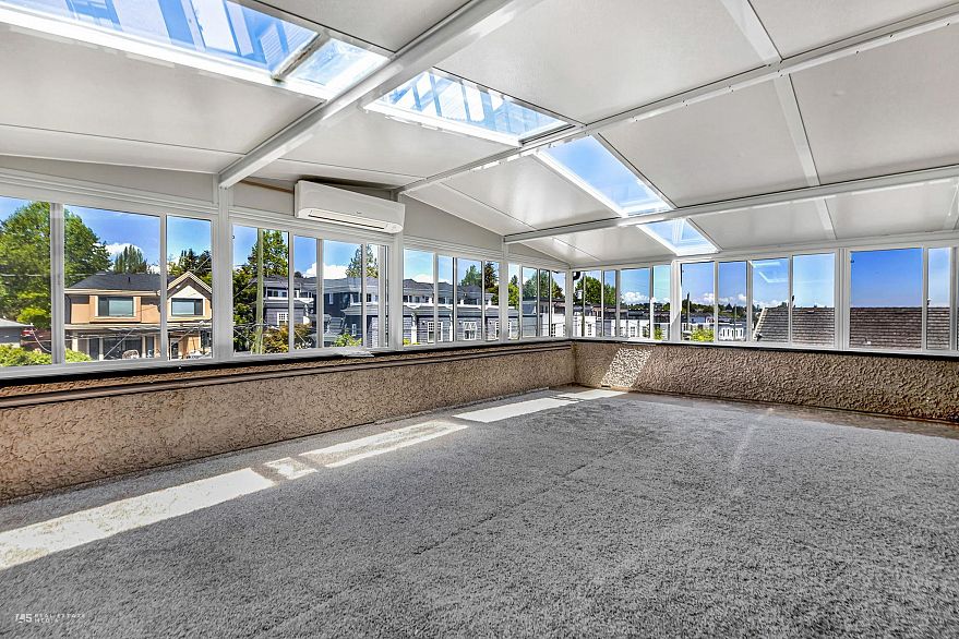 295 W 63rd Avenue