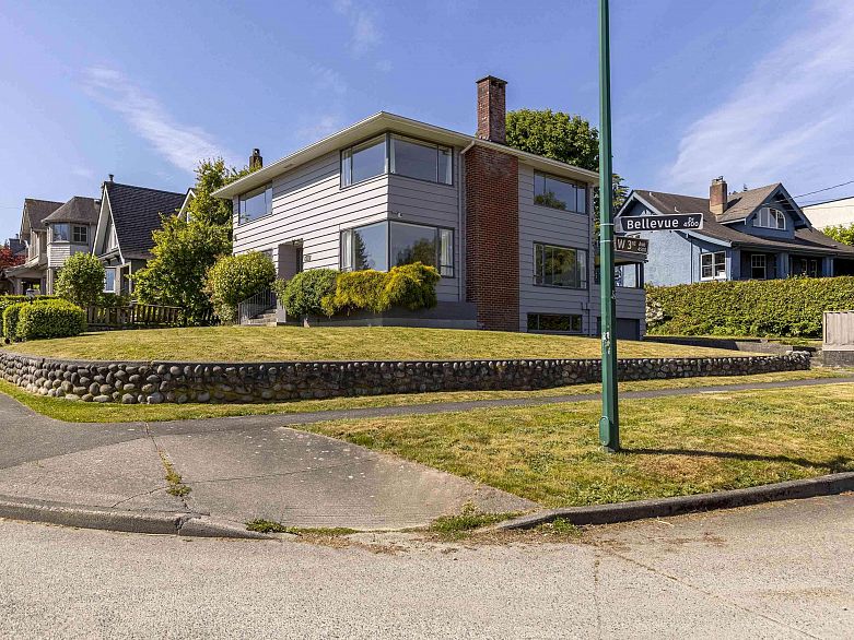 4514 Bellevue Drive