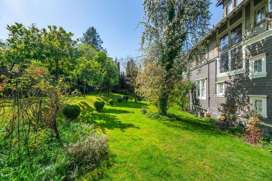 1650 Cedar Crescent