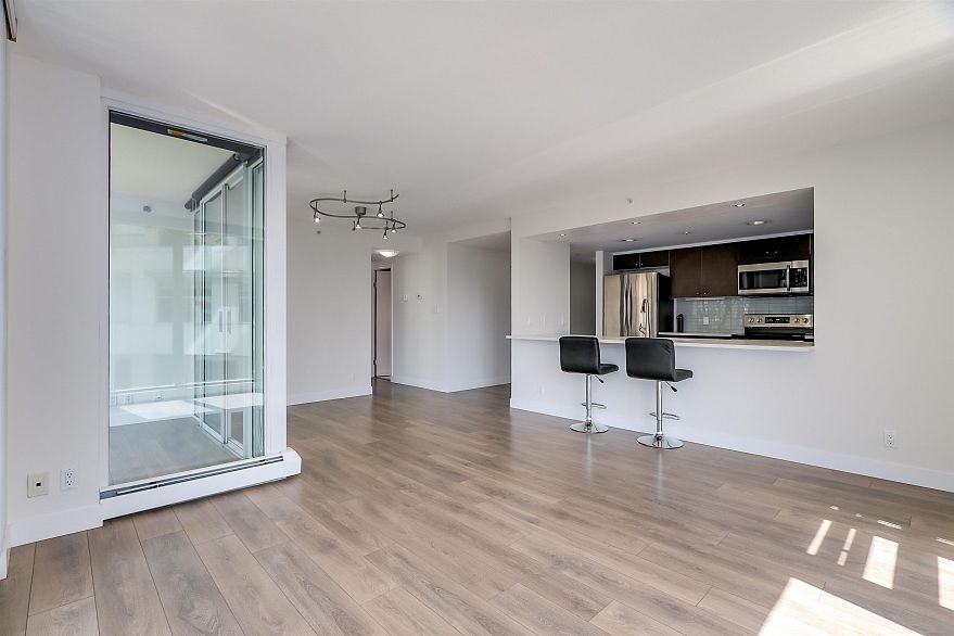 501 1228 Marinaside Crescent