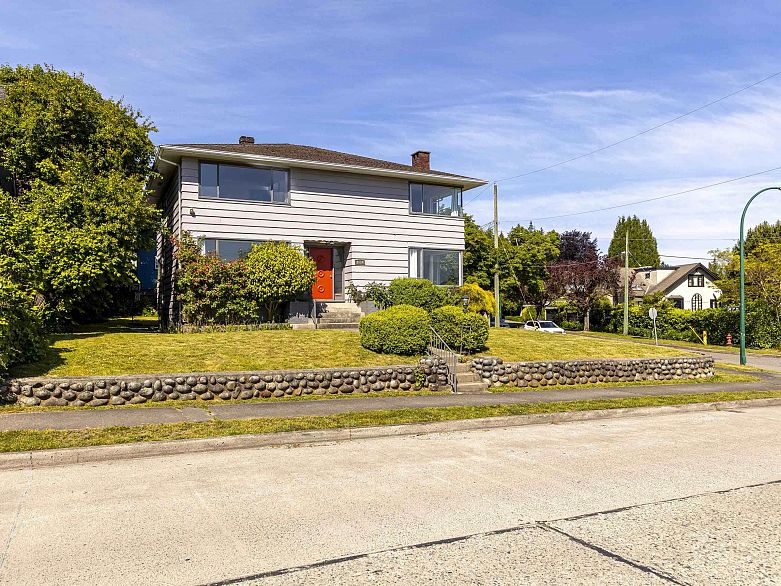 4514 Bellevue Drive