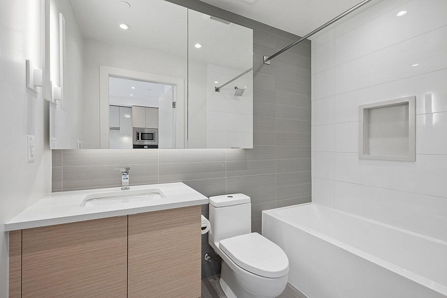 2304 3438 Sawmill Crescent