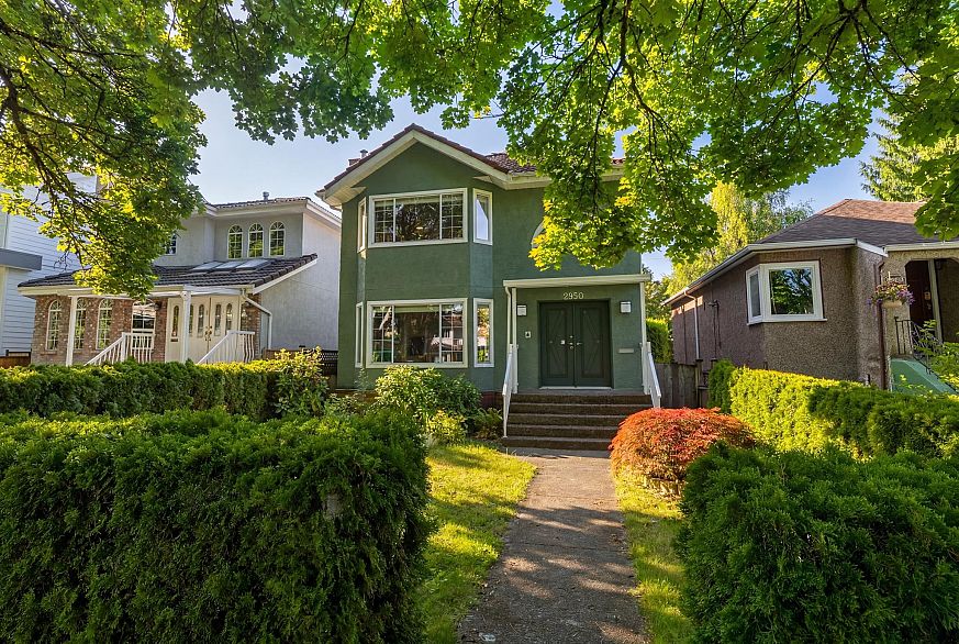 2950 W 15th Avenue