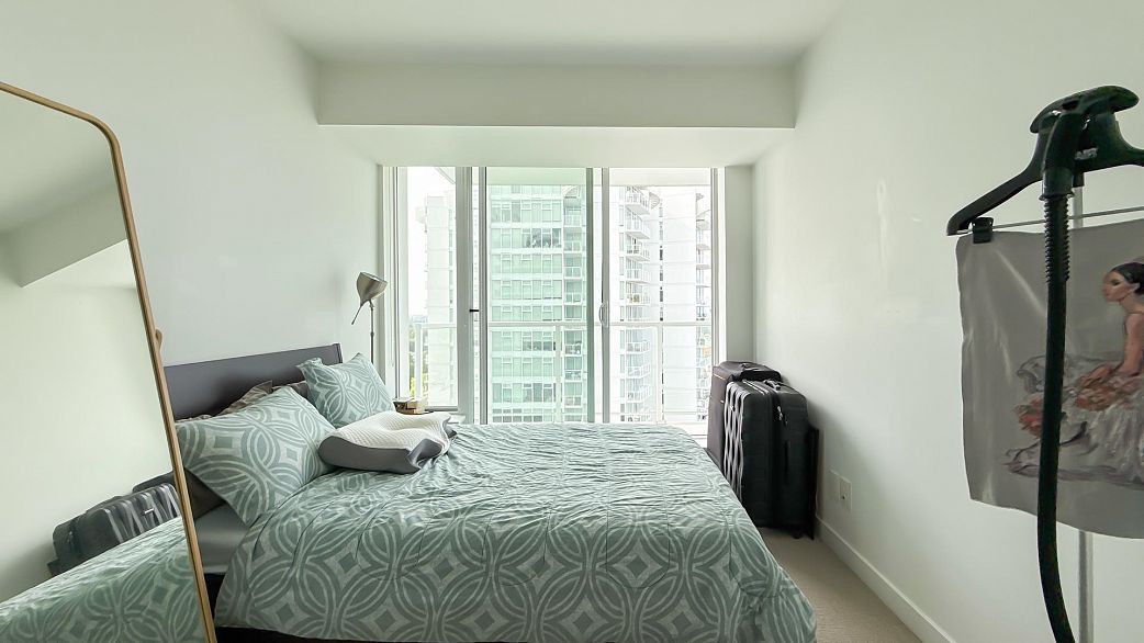1112 2220 Kingsway