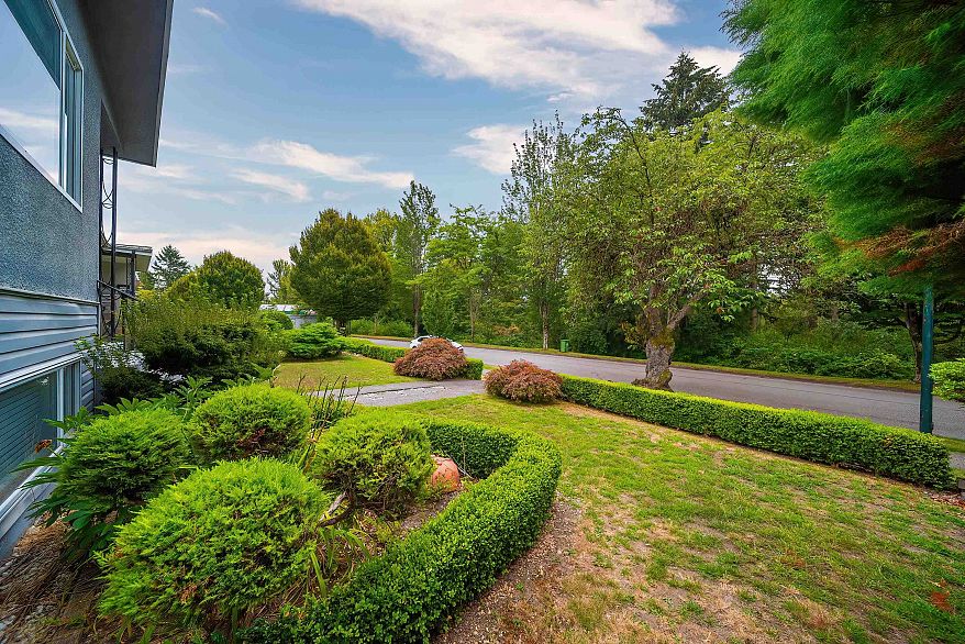 3063 Rosemont Drive