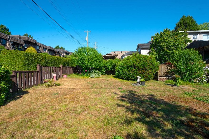 106 N Templeton Drive