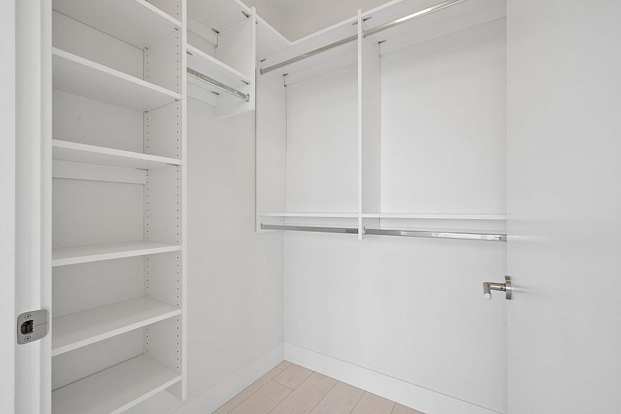 2304 3438 Sawmill Crescent