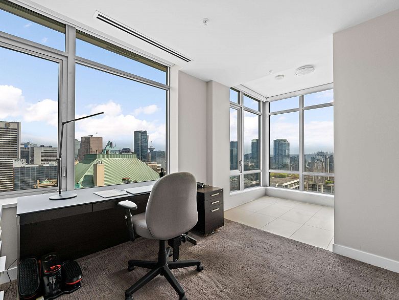 2907 1028 Barclay Street